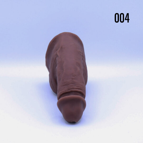 The Jimmy STP Packer in skin tone 004 top side.